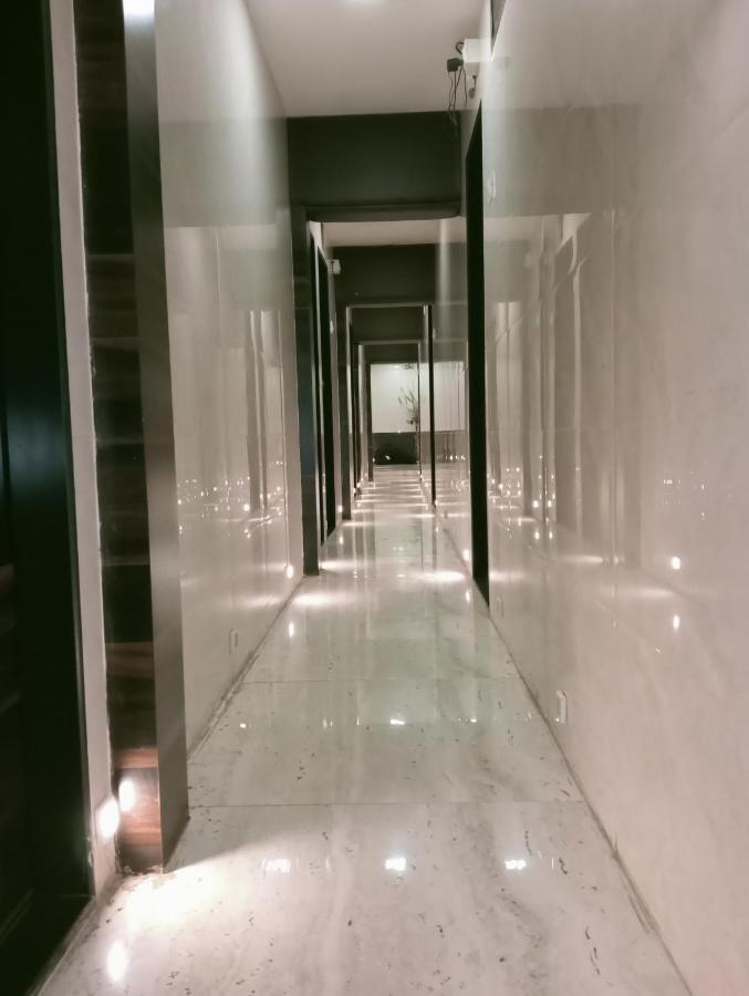 Hotel Qamar Mumbai Exterior photo