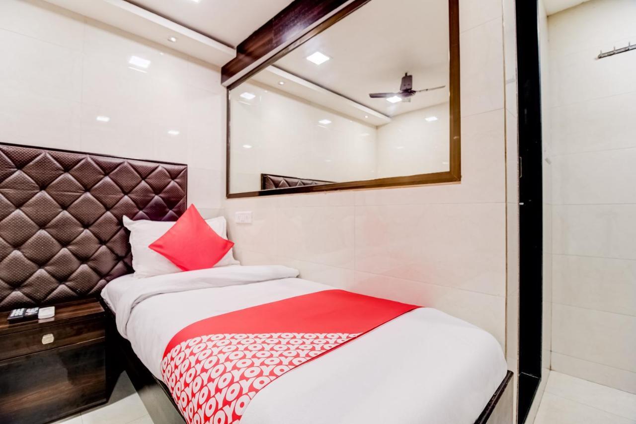 Hotel Qamar Mumbai Exterior photo