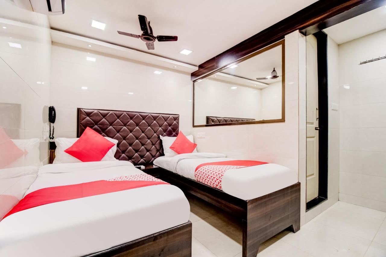 Hotel Qamar Mumbai Exterior photo