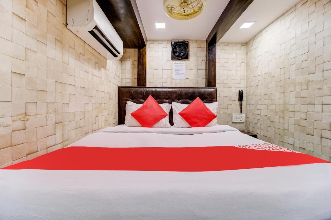 Hotel Qamar Mumbai Exterior photo